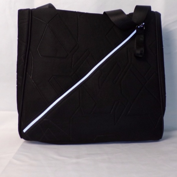 Go Dash Dot Isabelle Tote & Wristlet Black Fabric - Picture 2 of 7